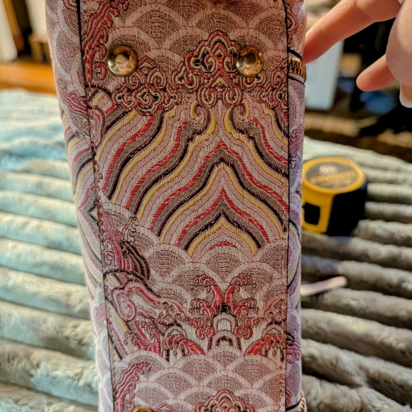 Cream and Pink Satchel Bag - Picture 10 of 10